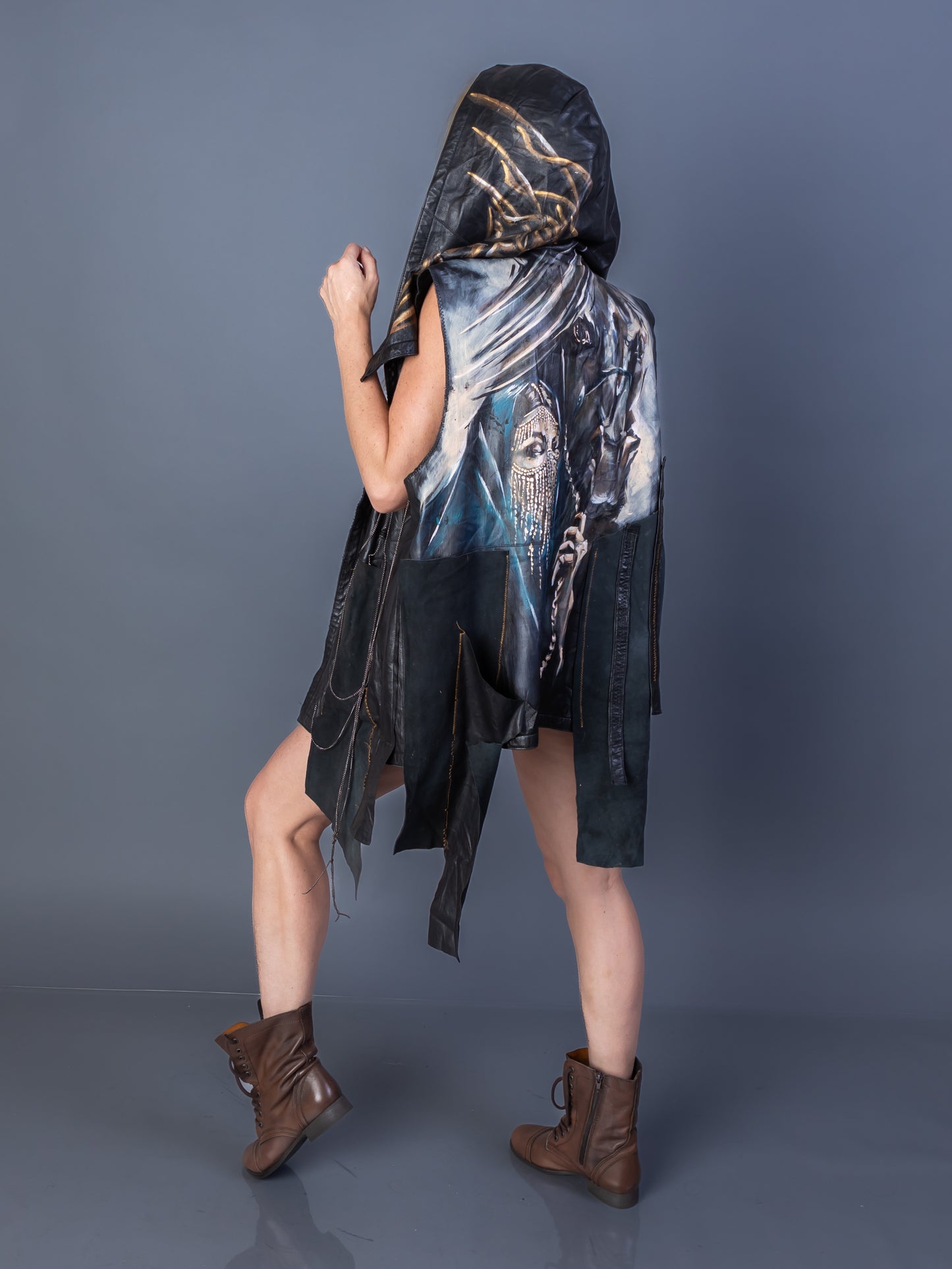 “Desert Verse” – Hand-Painted Hooded Leather Vest with Calligraphy & Chains